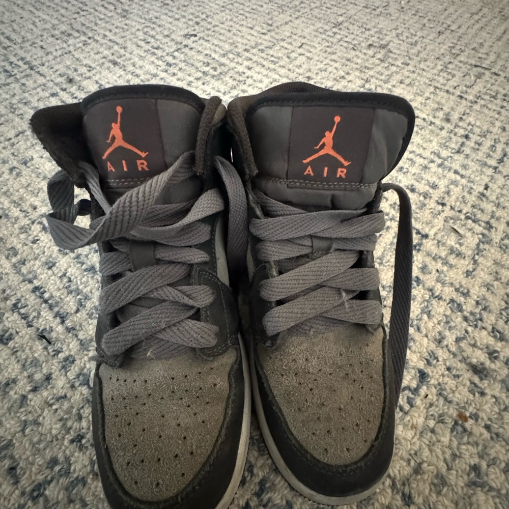 Gently worn -Nike Air Jordan Black and Gray Sneakers